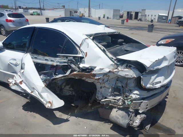 Lexus IS 300 2019 JTHBA1D23K5093060 Image 6