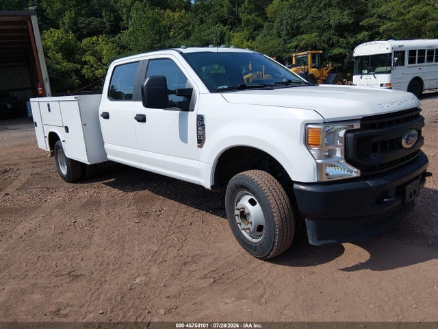 45750101 :رقم المزاد ، 1FD8W3H65LED99227 vin ، 2020 Ford F-350 Chassis Xl مزاد بيع