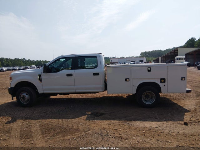 45750101 :رقم المزاد ، 1FD8W3H65LED99227 vin ، 2020 Ford F-350 Chassis Xl مزاد بيع