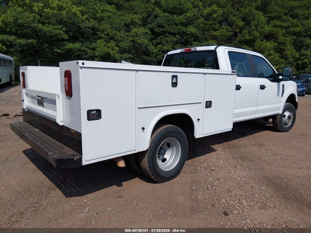 45750101 :رقم المزاد ، 1FD8W3H65LED99227 vin ، 2020 Ford F-350 Chassis Xl مزاد بيع
