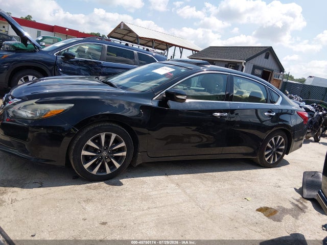 2017 Nissan Altima 2.5 Sl მანქანა იყიდება აუქციონზე, vin: 1N4AL3APXHC144664, აუქციონის ნომერი: 45750174