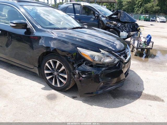 2017 Nissan Altima 2.5 Sl მანქანა იყიდება აუქციონზე, vin: 1N4AL3APXHC144664, აუქციონის ნომერი: 45750174