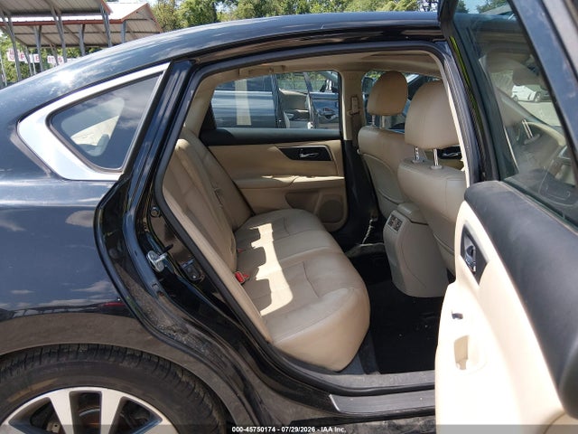 2017 Nissan Altima 2.5 Sl მანქანა იყიდება აუქციონზე, vin: 1N4AL3APXHC144664, აუქციონის ნომერი: 45750174