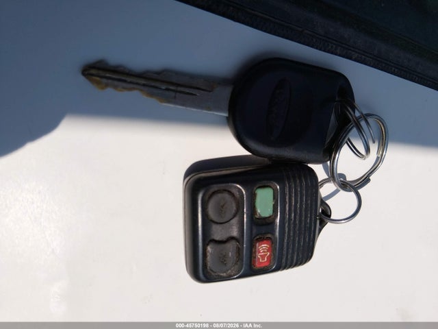 45750198 :رقم المزاد ، 1FAHP3FN6AW266954 vin ، 2010 Ford Focus Se مزاد بيع