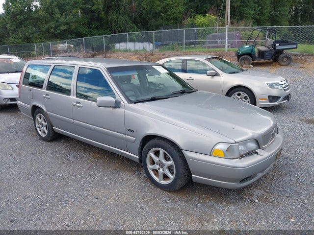 Продажа на аукционе авто 1998 Volvo V70, vin: YV1LW5577W3474902, номер лота: 45750209