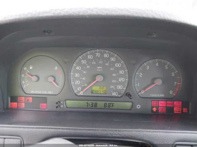 Продажа на аукционе авто 1998 Volvo V70, vin: YV1LW5577W3474902, номер лота: 45750209