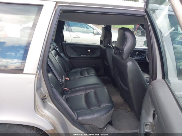 Продажа на аукционе авто 1998 Volvo V70, vin: YV1LW5577W3474902, номер лота: 45750209