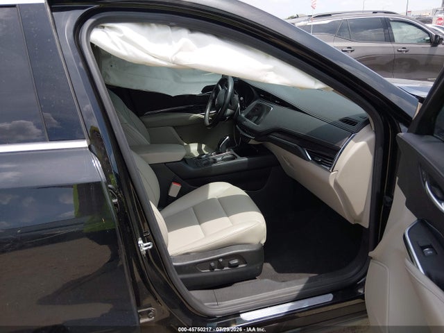 Продаж на аукціоні авто 2023 Cadillac Xt4 Fwd Luxury, vin: 1GYAZAR43PF149199, номер лоту: 45750217