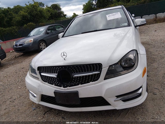 45750277 :رقم المزاد ، WDDGF4HB6DR276135 vin ، 2013 Mercedes-benz C 250 Sport مزاد بيع