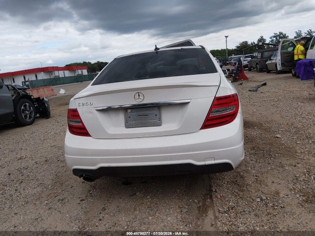 45750277 :رقم المزاد ، WDDGF4HB6DR276135 vin ، 2013 Mercedes-benz C 250 Sport مزاد بيع