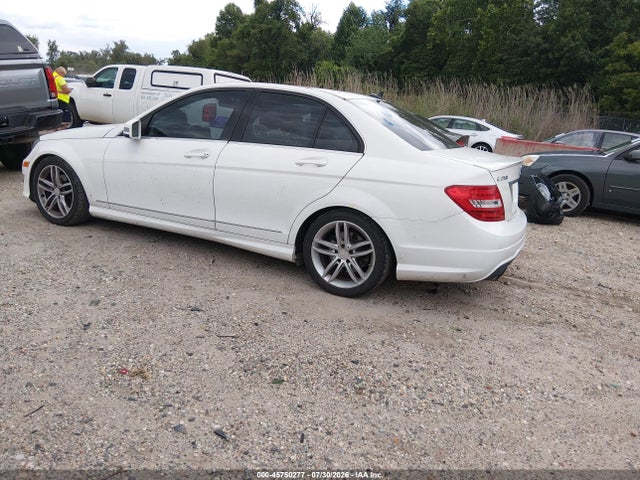 45750277 :رقم المزاد ، WDDGF4HB6DR276135 vin ، 2013 Mercedes-benz C 250 Sport مزاد بيع