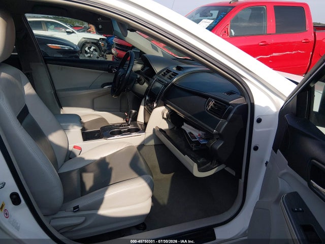 2012 Toyota Camry Hybrid Xle მანქანა იყიდება აუქციონზე, vin: 4T1BD1FK4CU058231, აუქციონის ნომერი: 45750301