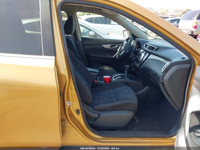KNMAT2MTXFP510691 Nissan ROGUE SV