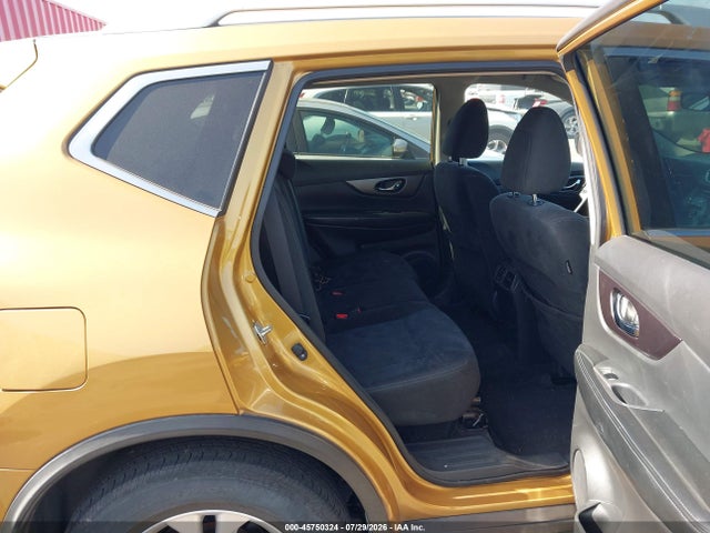 KNMAT2MTXFP510691 Nissan ROGUE SV