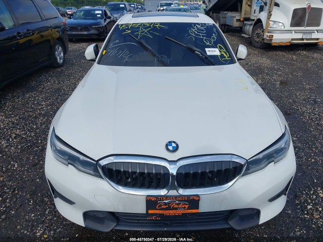 Продажа на аукционе авто 2021 Bmw 330i Xdrive, vin: 3MW5R7J03M8B70994, номер лота: 45750347