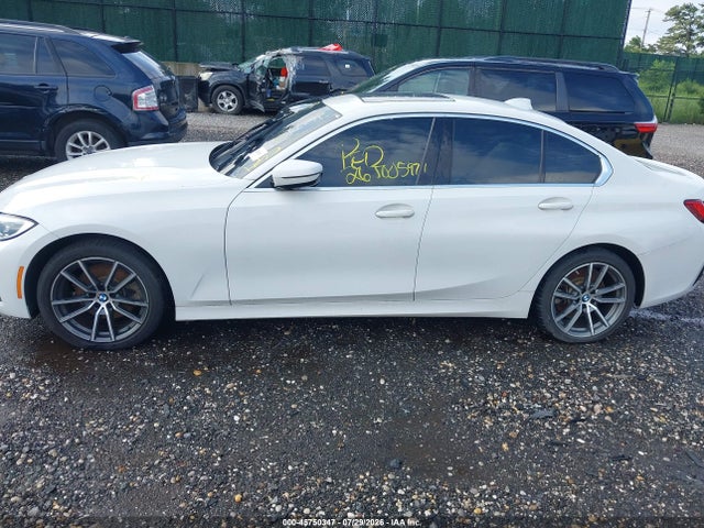 Продажа на аукционе авто 2021 Bmw 330i Xdrive, vin: 3MW5R7J03M8B70994, номер лота: 45750347