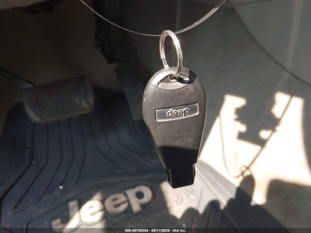 45750384 :رقم المزاد ، 1C4RJFAG4DC583633 vin ، 2013 Jeep Grand Cherokee Laredo مزاد بيع