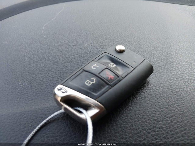 Продаж на аукціоні авто 2018 Volkswagen Golf R 2.0t W/dcc   Navigation, vin: WVWWF7AU8JW178689, номер лоту: 45750397