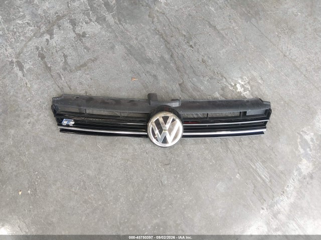 Продаж на аукціоні авто 2018 Volkswagen Golf R 2.0t W/dcc   Navigation, vin: WVWWF7AU8JW178689, номер лоту: 45750397