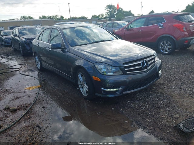 2014 Mercedes-benz C 250 Sport მანქანა იყიდება აუქციონზე, vin: WDDGF4HB2EA959109, აუქციონის ნომერი: 45750428
