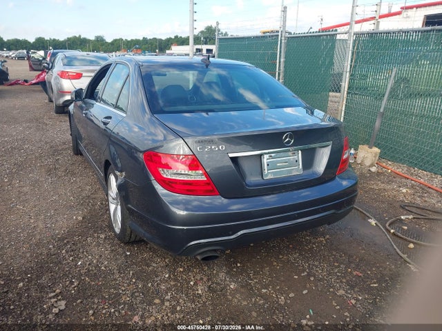 2014 Mercedes-benz C 250 Sport მანქანა იყიდება აუქციონზე, vin: WDDGF4HB2EA959109, აუქციონის ნომერი: 45750428