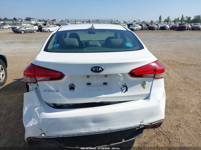 KIA FORTE LX 2018 3KPFK4A70JE211117 Image 16