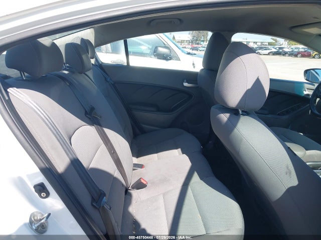KIA FORTE LX 2018 3KPFK4A70JE211117 Image 8