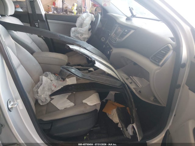 2016 Hyundai Tucson Se მანქანა იყიდება აუქციონზე, vin: KM8J23A44GU089359, აუქციონის ნომერი: 45750454