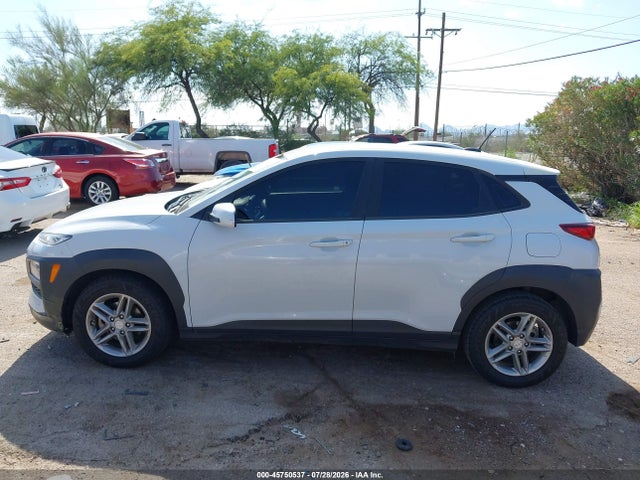 45750537 :رقم المزاد ، KM8K12AA0MU636064 vin ، 2021 Hyundai Kona Se مزاد بيع