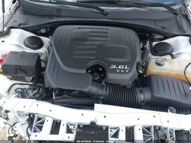 2022 Chrysler 300 S მანქანა იყიდება აუქციონზე, vin: 2C3CCABG7NH135231, აუქციონის ნომერი: 45750539