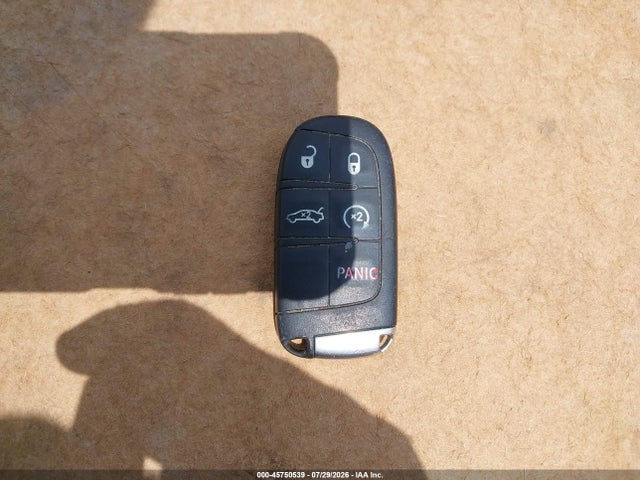 2022 Chrysler 300 S მანქანა იყიდება აუქციონზე, vin: 2C3CCABG7NH135231, აუქციონის ნომერი: 45750539