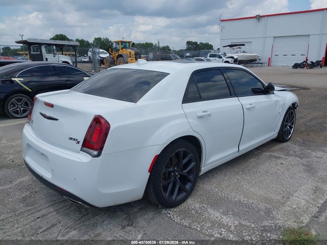 2022 Chrysler 300 S მანქანა იყიდება აუქციონზე, vin: 2C3CCABG7NH135231, აუქციონის ნომერი: 45750539