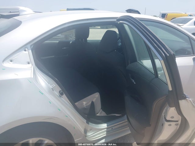 45750570 :رقم المزاد ، 5YFHPRAE0LP025049 vin ، 2020 Toyota Corolla Le مزاد بيع