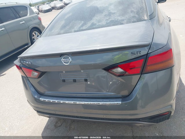 45750590 :رقم المزاد ، 1N4BL4CV8NN367937 vin ، 2022 Nissan Altima Sr Fwd مزاد بيع