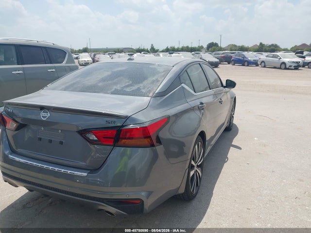 45750590 :رقم المزاد ، 1N4BL4CV8NN367937 vin ، 2022 Nissan Altima Sr Fwd مزاد بيع
