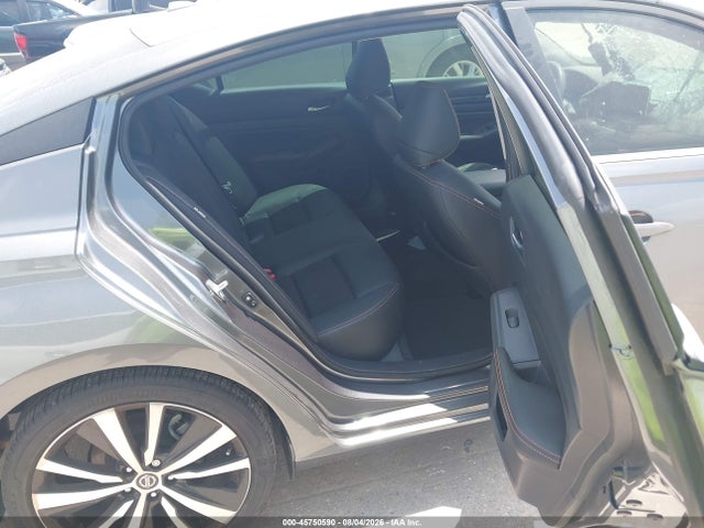 45750590 :رقم المزاد ، 1N4BL4CV8NN367937 vin ، 2022 Nissan Altima Sr Fwd مزاد بيع