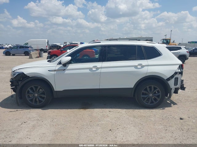 Продаж на аукціоні авто 2022 Volkswagen Tiguan 2.0t Se, vin: 3VV2B7AXXNM091582, номер лоту: 45750599