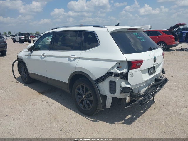 Продаж на аукціоні авто 2022 Volkswagen Tiguan 2.0t Se, vin: 3VV2B7AXXNM091582, номер лоту: 45750599