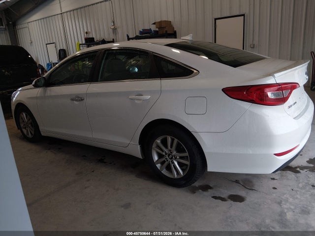 2015 Hyundai Sonata Se მანქანა იყიდება აუქციონზე, vin: 5NPE24AFXFH004417, აუქციონის ნომერი: 45750644