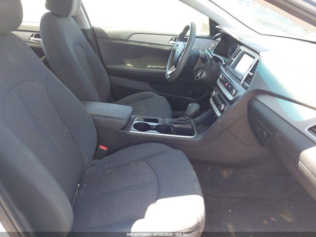 Hyundai SONATA SE 2019 5NPE24AF1KH738910 Image 5