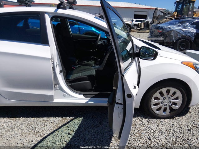 45750670 :رقم المزاد ، KMHD35LH8GU251600 vin ، 2016 Hyundai Elantra Gt مزاد بيع