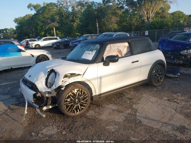Продажа на аукционе авто 2025 Mini Hardtop Cooper S, vin: WMW23GD07S2W27379, номер лота: 45750678