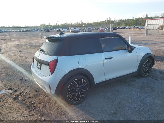 Продажа на аукционе авто 2025 Mini Hardtop Cooper S, vin: WMW23GD07S2W27379, номер лота: 45750678