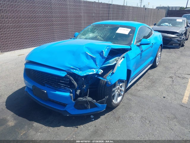 Ford Mustang Ecoboost 2017 1FA6P8THXH5227061 Image 2