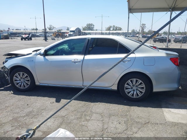 4T1BD1FK2EU098729 Toyota Camry Hybrid Le