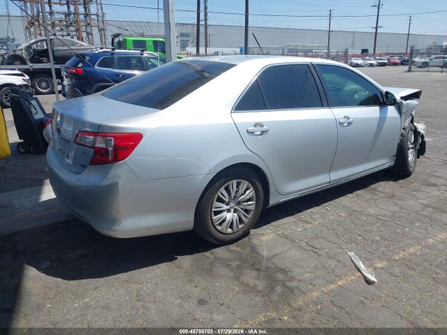 4T1BD1FK2EU098729 Toyota Camry Hybrid Le