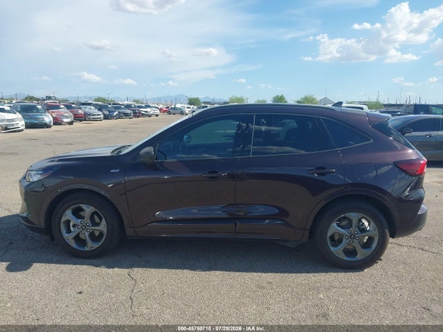 2023 Ford Escape St-line მანქანა იყიდება აუქციონზე, vin: 1FMCU0MN7PUA74408, აუქციონის ნომერი: 45750710
