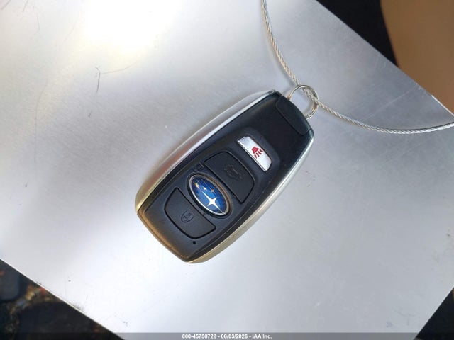 45750728 :رقم المزاد ، 4S3BNBN68F3026047 vin ، 2015 Subaru Legacy 2.5i Limited مزاد بيع