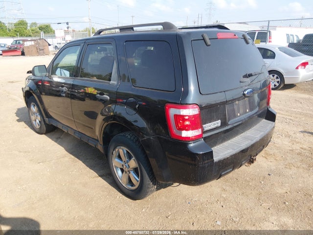45750732 :رقم المزاد ، 1FMCU03G89KA15823 vin ، 2009 Ford Escape Xlt مزاد بيع