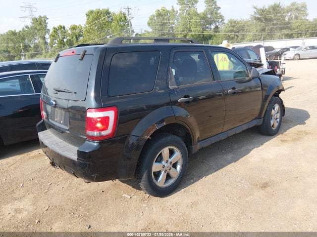 45750732 :رقم المزاد ، 1FMCU03G89KA15823 vin ، 2009 Ford Escape Xlt مزاد بيع